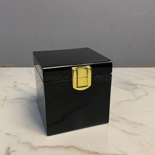 Acrylic Boxes – Ideal for Cosmetics Gift Storage