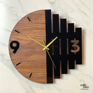 Acrylic Wallclock With Wooden Polish Finish ©