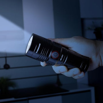 Compact Rechargeable LED Flashlight ©